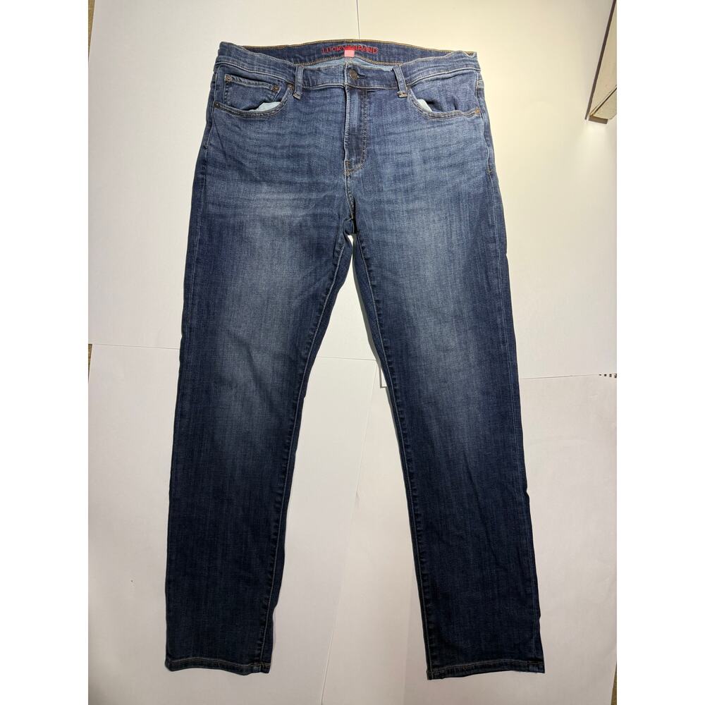Copied - Lucky Brand Men's Medium Wash Straight Leg Denim Jeans (Size 36x32)